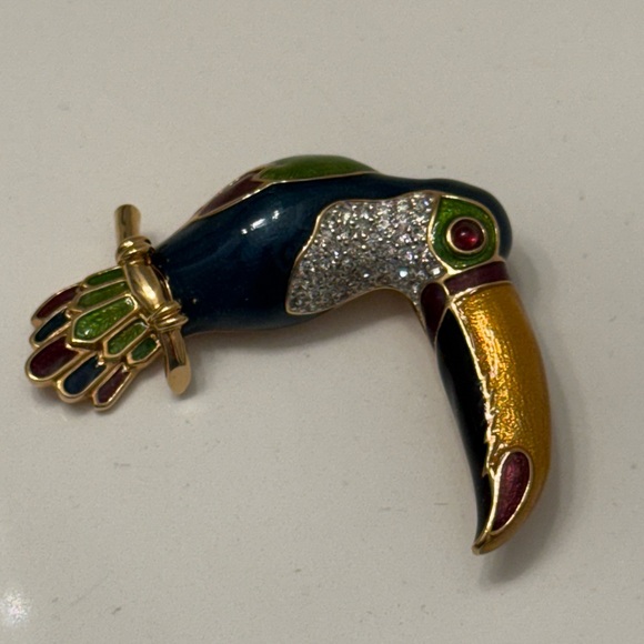 Judith Leiber Toucan Bird Parrot Pin Brooch Enamel & Crystals- Signed - Picture 7 of 12